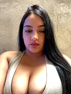 Sahanaprincessll online show from December 3, 2025, 5:44 pm