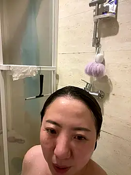 Hannababy  online show from November 6, 2025, 2:51 pm