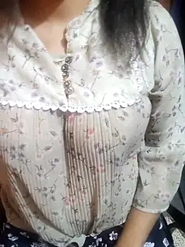 Your cutiepie  online show from February 21, 2025, 10:07 am