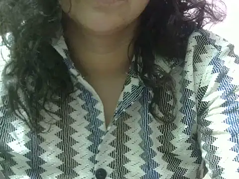 Snapshot of Your_cutiepie_ chatting on May 13, 2026, 3:59 am Your cutiepie online show from May 13, 2026, 3:59 am