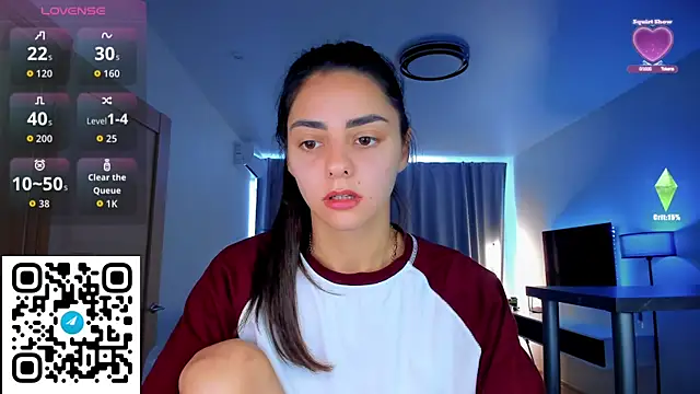 EmiliaZen online show from September 13, 2025, 11:32 am