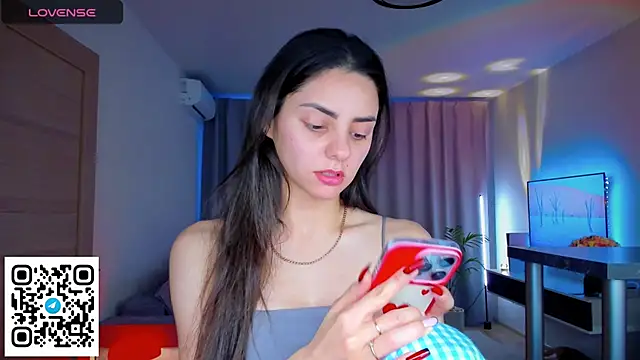 EmiliaZen online show from February 14, 2026, 2:14 pm