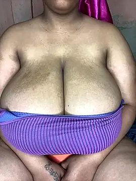 NonoGotBoobies online show from October 22, 2025, 5:41 am