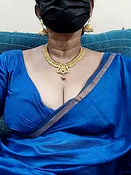 niiveditha online show from February 18, 2025, 7:52 pm