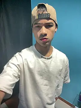 Twink X online show from February 17, 2025, 11:53 pm