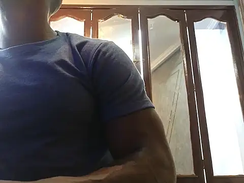 LiamRivers  online show from February 17, 2026, 6:36 pm