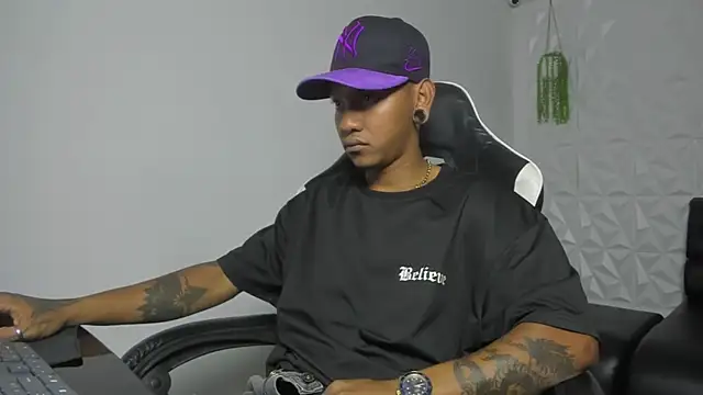 blackdirty420 online show from February 14, 2026, 2:47 pm