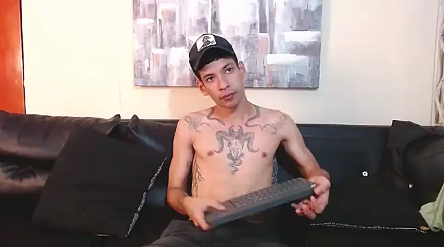 biigjhonny online show from February 11, 2025, 2:35 am