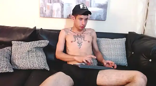 biigjhonny online show from February 14, 2025, 2:28 am