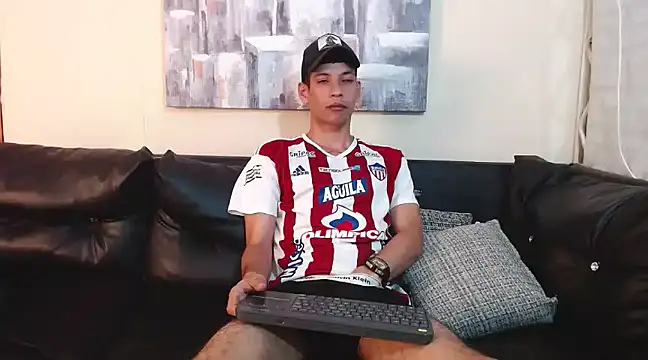 biigjhonny online show from February 16, 2025, 2:31 am