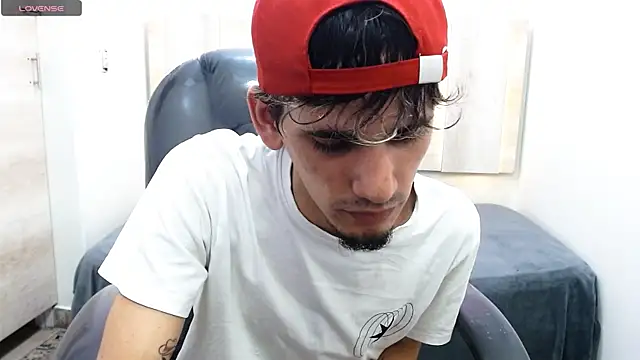 Dirty Kingg online show from February 7, 2025, 8:42 pm