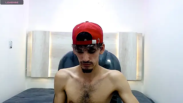 Dirty Kingg online show from February 17, 2025, 8:36 pm