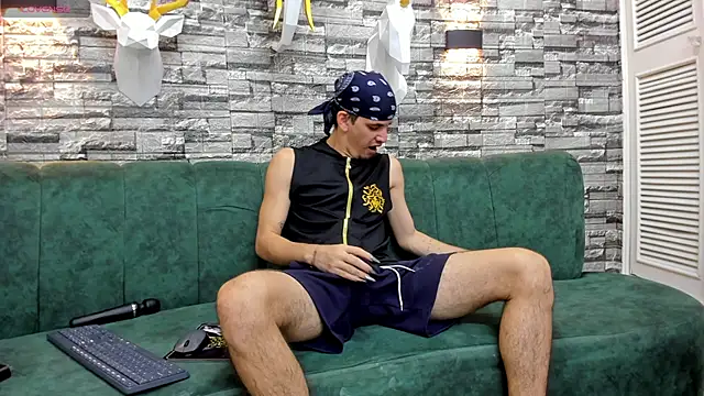 Dirty Kingg online show from November 16, 2025, 4:56 pm