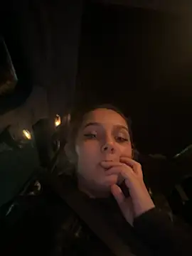 hotamanda01 online show from March 22, 2026, 10:02 pm