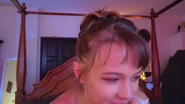 DemiDee online show from February 9, 2025, 6:33 am