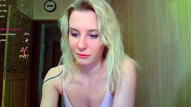 Caramel piegirl online show from April 21, 2026, 10:12 pm