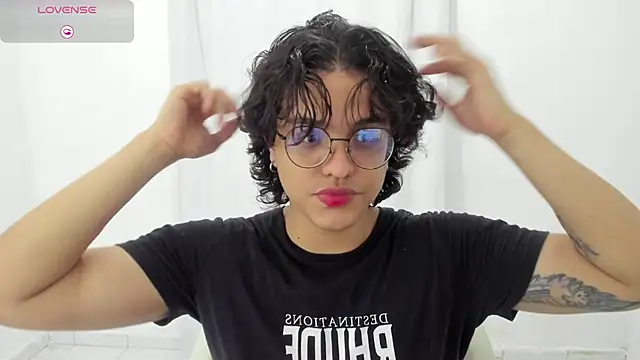 Diane blossom online show from January 6, 2026, 1:31 am