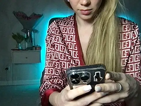 Engel 13 online show from March 17, 2025, 9:34 pm