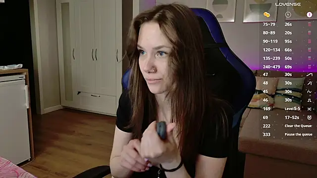 alexa feels  online show from April 8, 2026, 4:29 pm