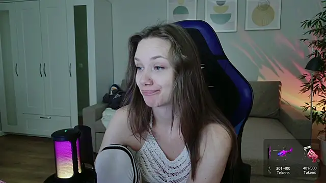 alexa feels  online show from April 30, 2026, 4:24 pm