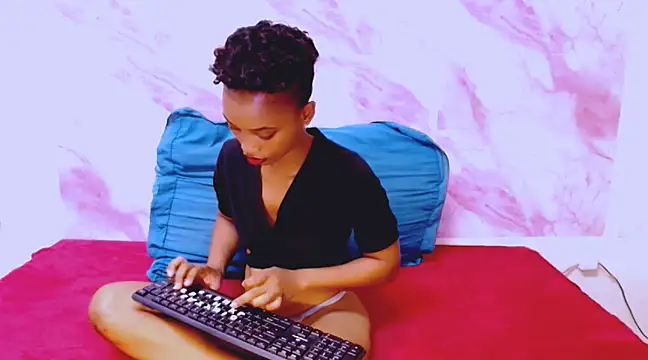 EbonyStarLite69 online show from March 12, 2025, 5:07 pm
