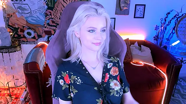 LeonaStane online show from March 20, 2025, 5:04 pm