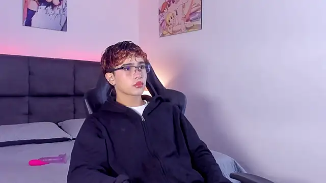 Aiiden 15 online show from October 10, 2025, 12:26 pm