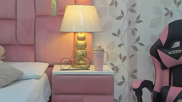 ArianaFranco online show from March 23, 2026, 1:48 pm