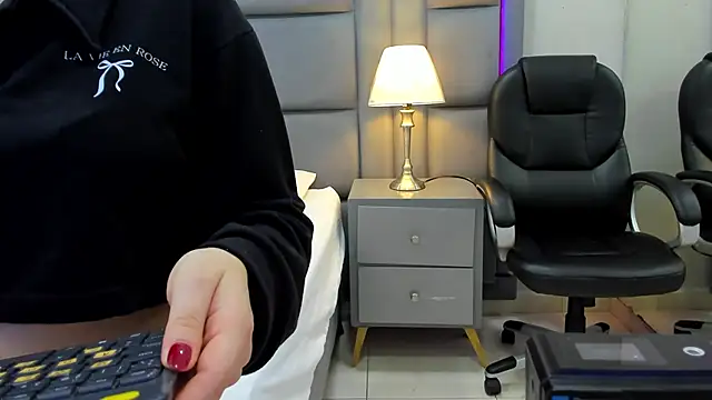 ArianaFranco online show from April 14, 2026, 2:39 am