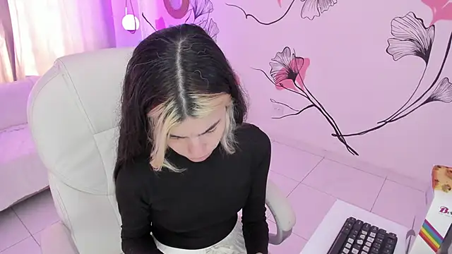 Isabela Fiorelli online show from October 9, 2025, 1:20 pm