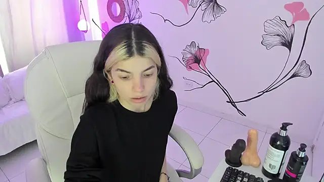 Isabela Fiorelli online show from October 30, 2025, 7:03 pm