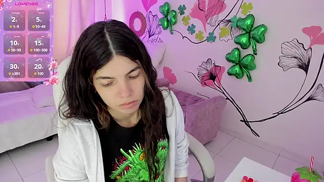 Isabela Fiorelli online show from March 17, 2026, 1:36 pm