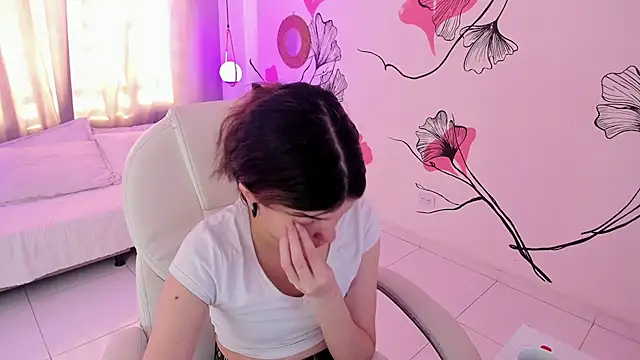 Isabela Fiorelli online show from April 27, 2026, 1:20 pm