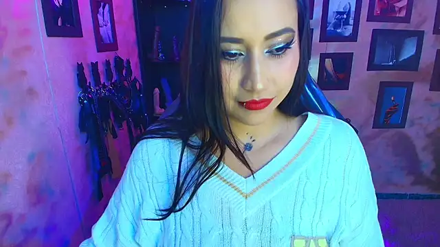 Snapshot of cherryy_bombshelll chatting on October 3, 2025, 4:26 pm cherryy bombshelll online show from October 3, 2025, 4:26 pm