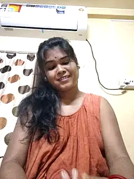 BOLDBEAUTY09 online show from February 20, 2025, 1:46 am