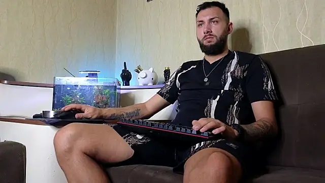 JamieNoxus online show from September 22, 2025, 6:48 am