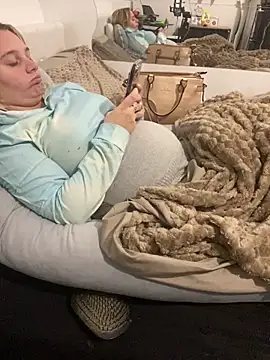 Princessemisse online show from December 3, 2025, 5:11 pm