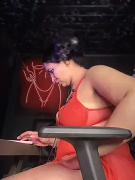 Carola-Ross online show from February 14, 2025, 5:30 am