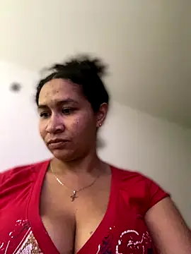 Carola-Ross online show from September 11, 2025, 6:30 pm