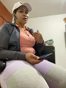 Carola-Ross online show from February 26, 2026, 5:34 pm