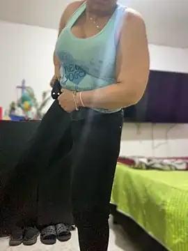 Carola-Ross online show from March 27, 2026, 5:01 pm