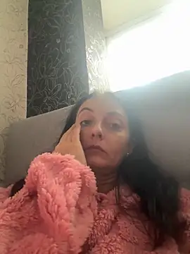 Miroslava1247 online show from October 25, 2025, 8:00 am