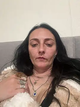 Snapshot of Miroslava1247 chatting on May 8, 2026, 7:52 pm Miroslava1247 online show from May 8, 2026, 7:52 pm