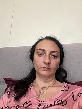 Snapshot of Miroslava1247 chatting on May 13, 2026, 9:50 am Miroslava1247 online show from May 13, 2026, 9:50 am
