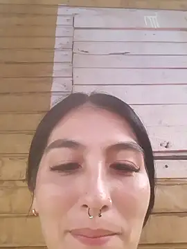 single mother indecent online show from February 23, 2025, 11:44 am