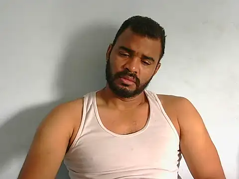 Snapshot of YOX22 chatting on October 1, 2025, 1:39 pm YOX22 online show from October 1, 2025, 1:39 pm