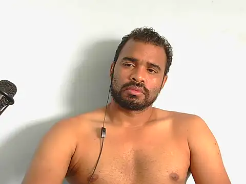 Snapshot of YOX22 chatting on November 10, 2025, 2:27 pm YOX22 online show from November 10, 2025, 2:27 pm