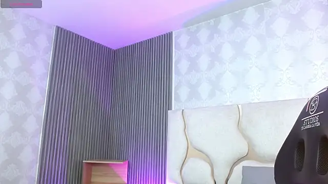 Gaby tay1 online show from September 21, 2025, 3:19 am