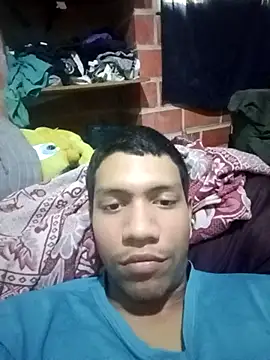 jr121221 online show from October 9, 2025, 9:13 pm