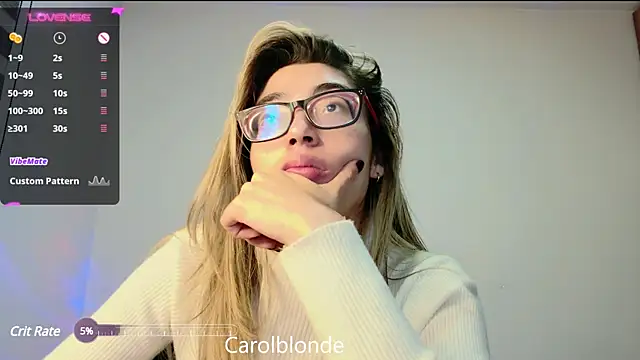 Carolblonde online show from March 19, 2025, 9:28 am